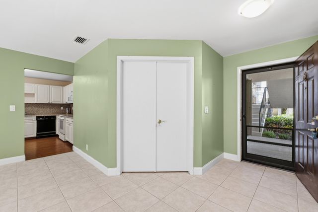 3233 Perimeter Drive 2511, Greenacres, FL 33467