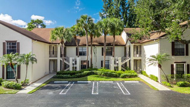 3233 Perimeter Drive 2511, Greenacres, FL 33467