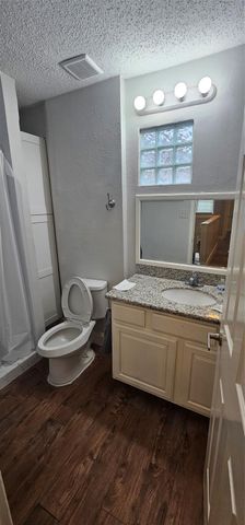 7711 Del Glen Lane, Houston, TX 77072