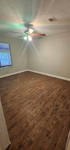 7711 Del Glen Lane, Houston, TX 77072
