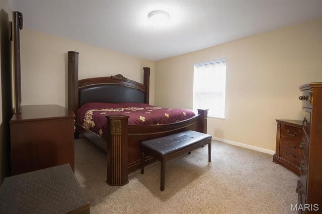 984 Northwestern Avenue, Fairview Heights, IL 62208