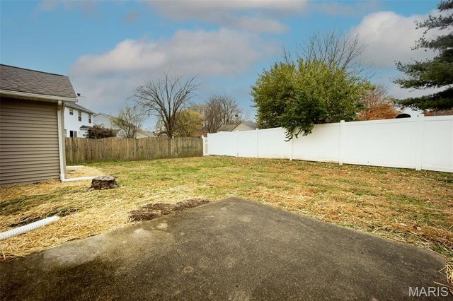 984 Northwestern Avenue, Fairview Heights, IL 62208