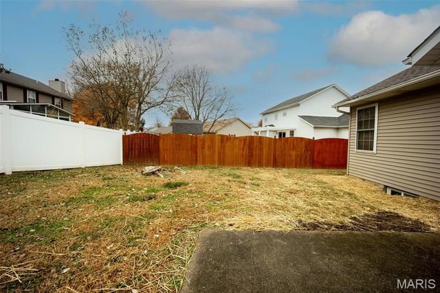 984 Northwestern Avenue, Fairview Heights, IL 62208