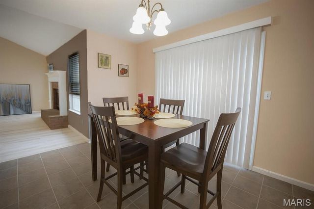 984 Northwestern Avenue, Fairview Heights, IL 62208