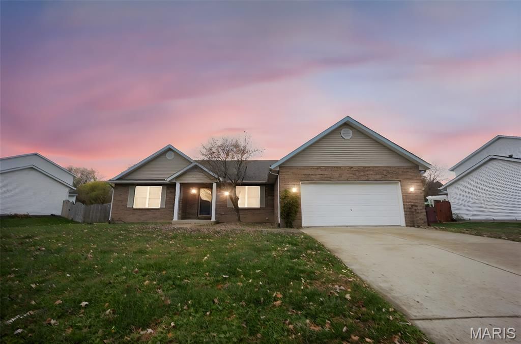 984 Northwestern Avenue, Fairview Heights, IL 62208