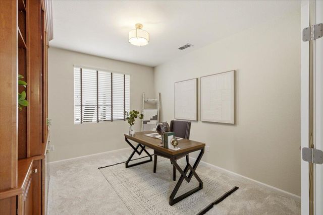 1227 Overland Ln, Lincoln, CA 95648