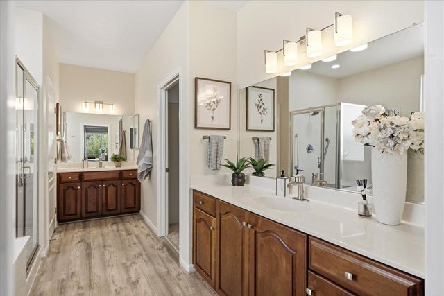 1227 Overland Ln, Lincoln, CA 95648