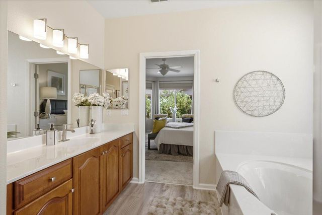 1227 Overland Ln, Lincoln, CA 95648