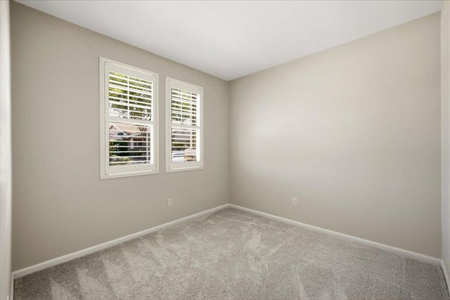 1227 Overland Ln, Lincoln, CA 95648