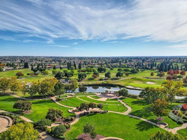 1227 Overland Ln, Lincoln, CA 95648