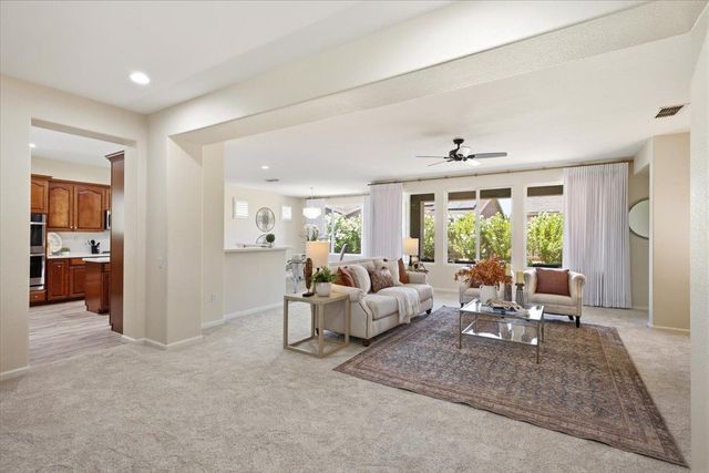 1227 Overland Ln, Lincoln, CA 95648