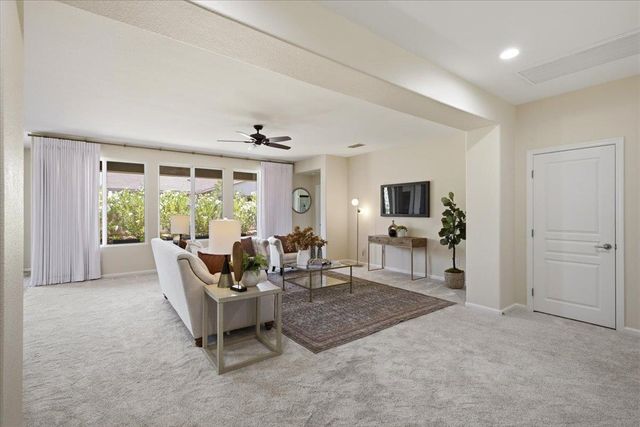 1227 Overland Ln, Lincoln, CA 95648