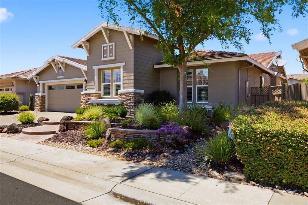 1227 Overland Ln, Lincoln, CA 95648