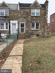 1526 DEVEREAUX AVE, Philadelphia, PA 19149