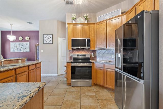 1338 Star Meadow DR, Kyle, TX 78640