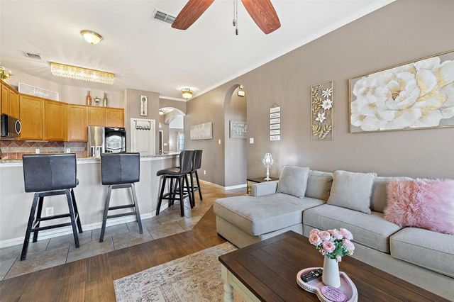 1338 Star Meadow DR, Kyle, TX 78640