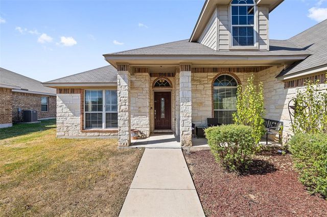 1338 Star Meadow DR, Kyle, TX 78640