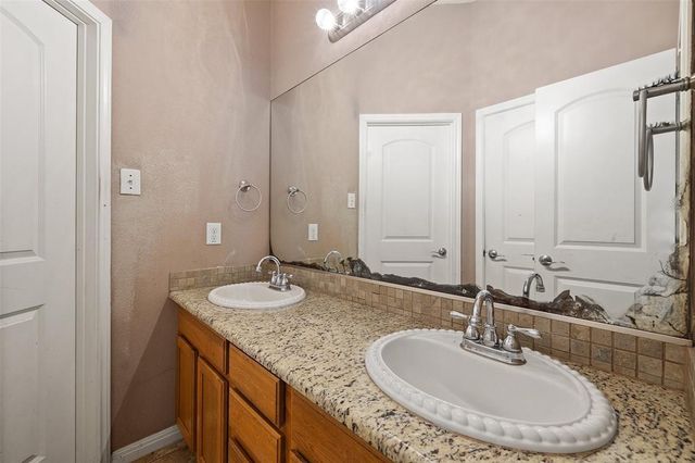 1338 Star Meadow DR, Kyle, TX 78640