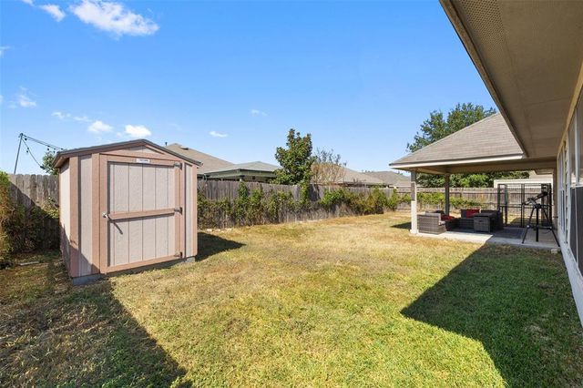 1338 Star Meadow DR, Kyle, TX 78640