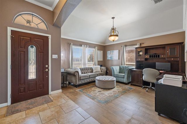 1338 Star Meadow DR, Kyle, TX 78640