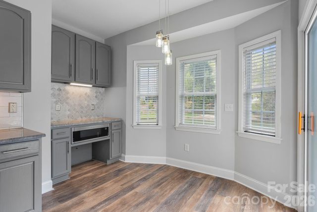 79 Mill Pond Way, Hendersonville, NC 28791