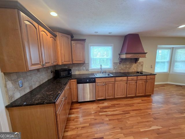 582 Hastings Way, Jonesboro, GA 30238