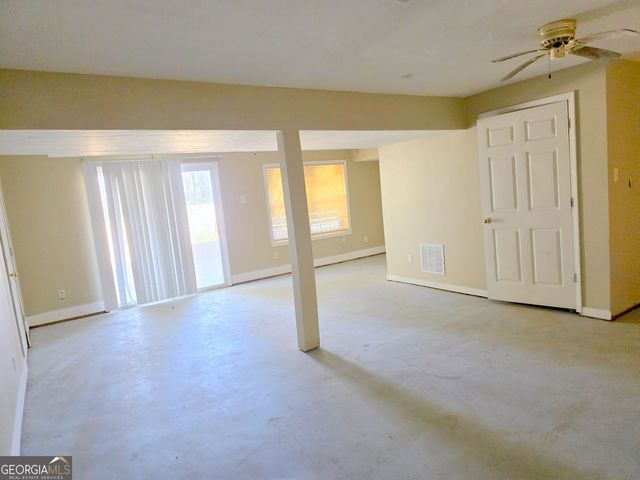 582 Hastings Way, Jonesboro, GA 30238