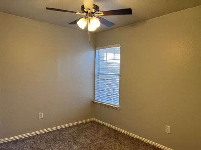 4027 Preferred Place, Dallas, TX 75237