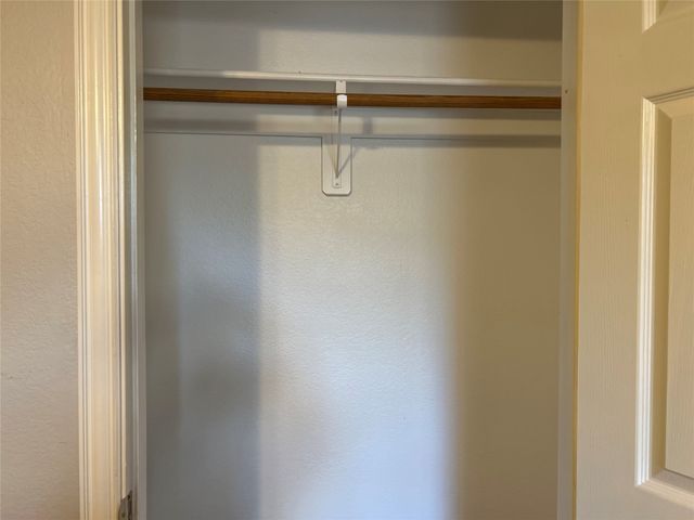 4027 Preferred Place, Dallas, TX 75237