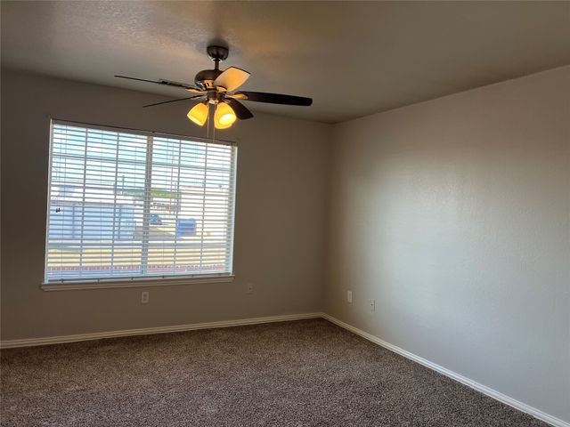 4027 Preferred Place, Dallas, TX 75237