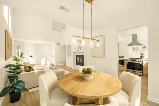 6759 Paseo Del Vista, Carlsbad, CA 92009