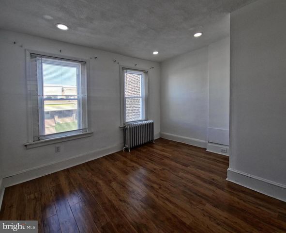 807 W 7TH ST, Chester, PA 19013