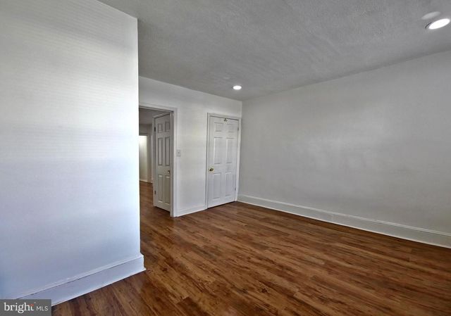 807 W 7TH ST, Chester, PA 19013