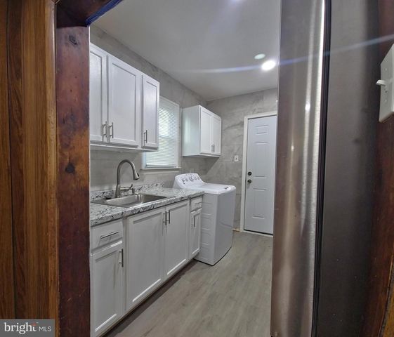 807 W 7TH ST, Chester, PA 19013