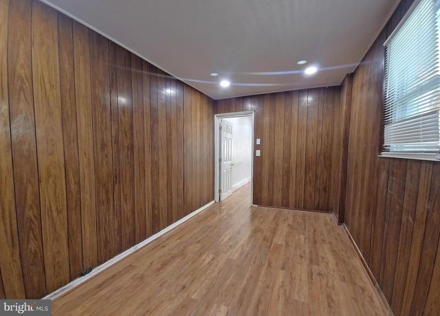 807 W 7TH ST, Chester, PA 19013