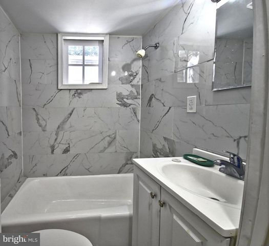 807 W 7TH ST, Chester, PA 19013