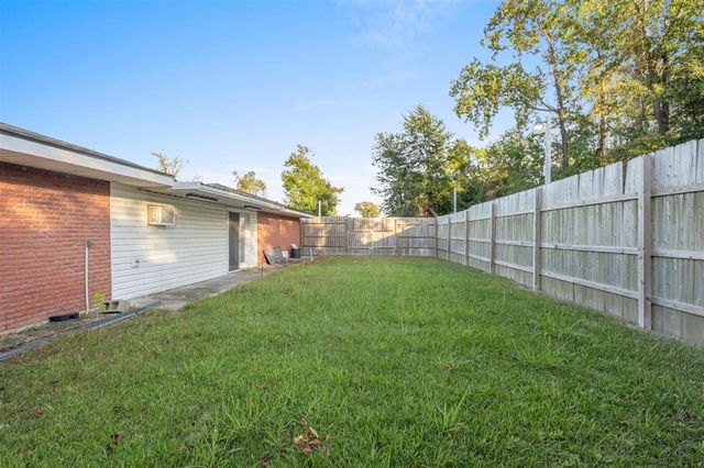 3030 Weil Dr Drive, Sulphur, LA 70663