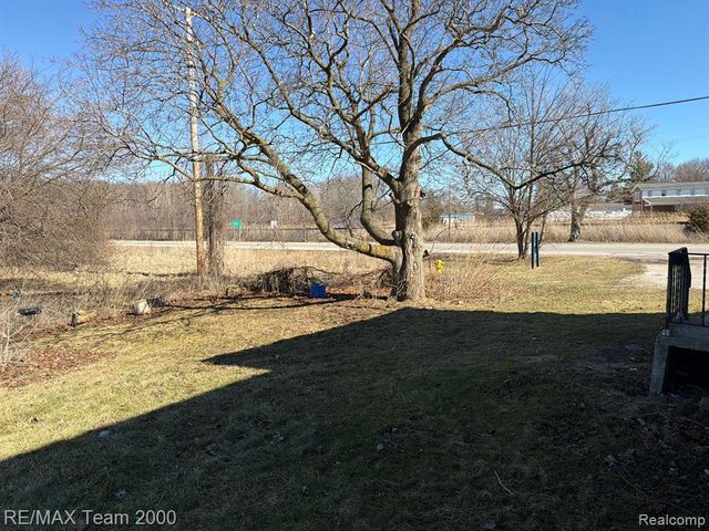 10625 Telegraph Road, Erie, MI 48133