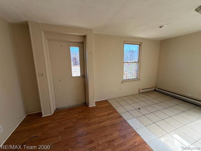 10625 Telegraph Road, Erie, MI 48133