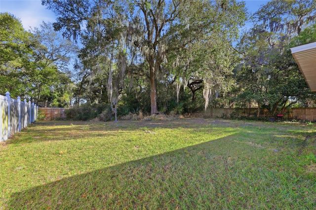 7327 HOLLY CREEK ROAD, Mount Dora, FL 32757