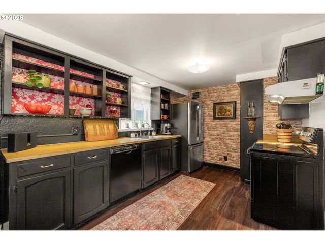 1552 N SIMPSON St, Portland, OR 97217