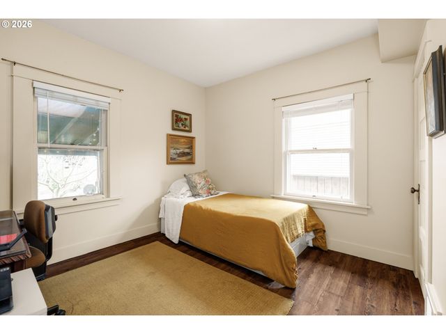 1552 N SIMPSON St, Portland, OR 97217