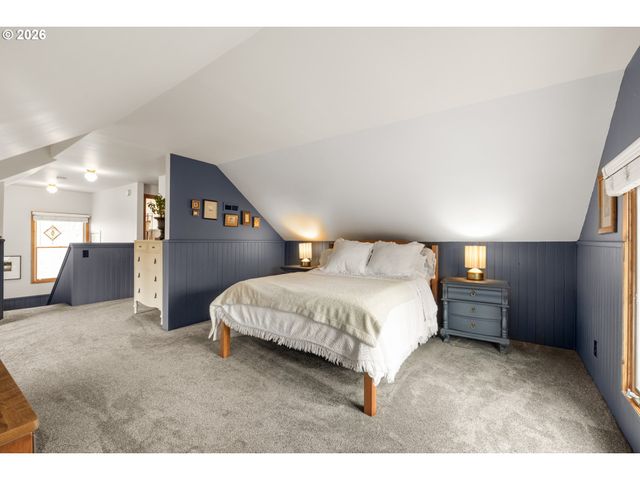 1552 N SIMPSON St, Portland, OR 97217