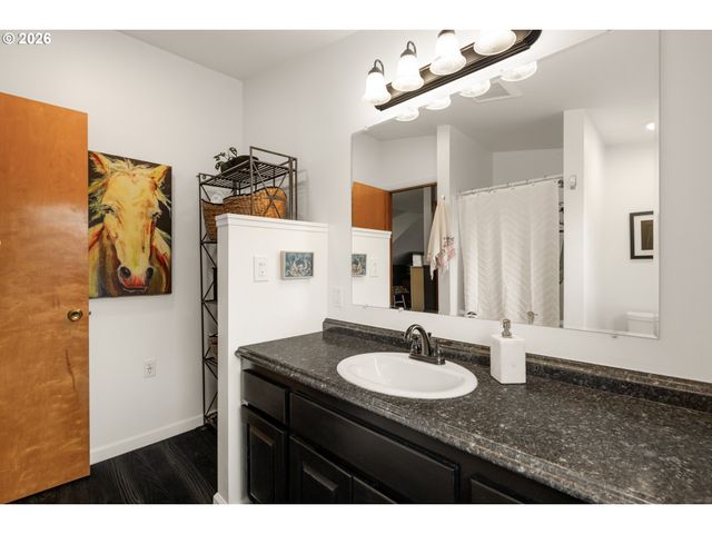 1552 N SIMPSON St, Portland, OR 97217