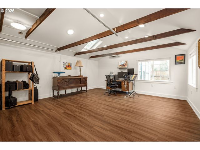 1552 N SIMPSON St, Portland, OR 97217