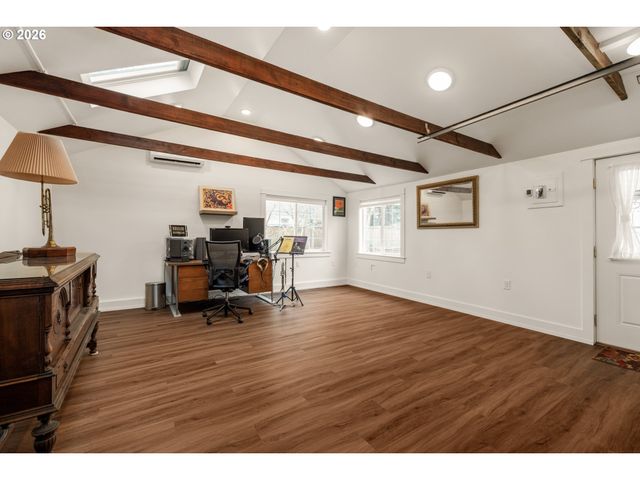 1552 N SIMPSON St, Portland, OR 97217