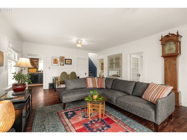 1552 N SIMPSON St, Portland, OR 97217