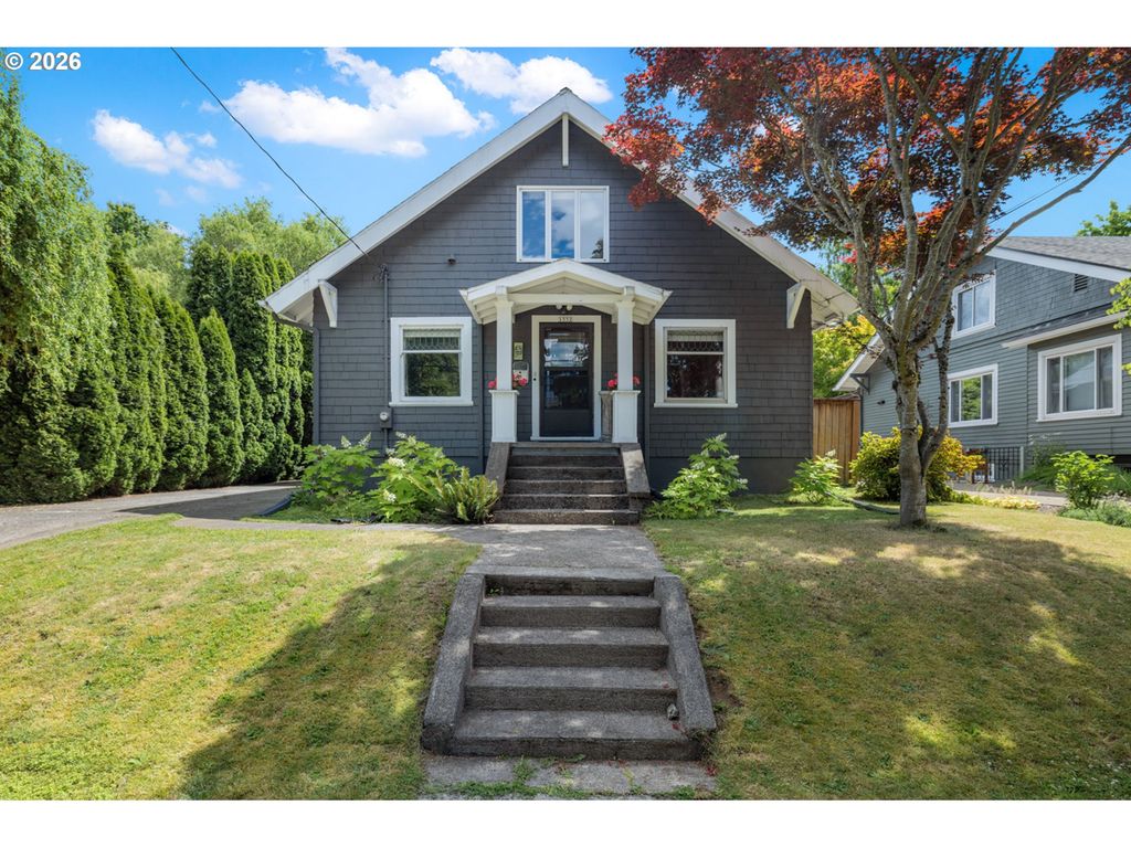 1552 N SIMPSON St, Portland, OR 97217