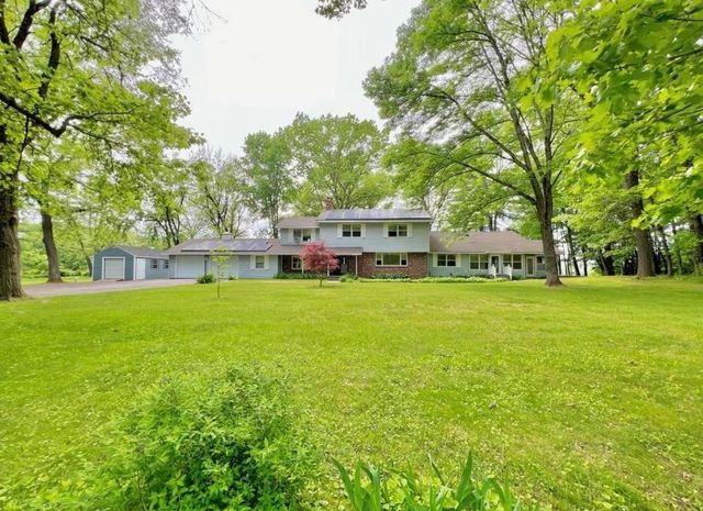 89 Butler Avenue, Hinsdale, NH 03451