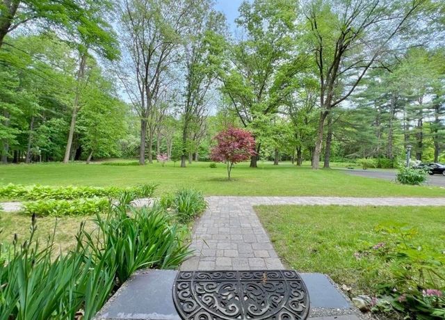 89 Butler Avenue, Hinsdale, NH 03451